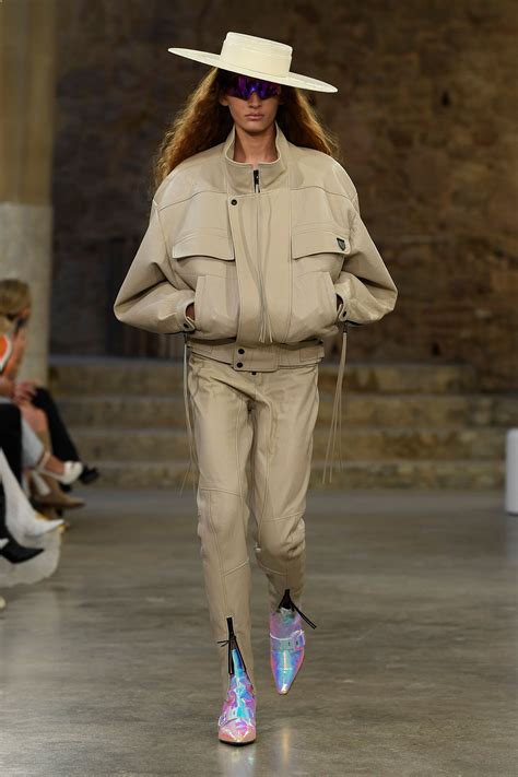 louis vuitton jew hat|Cruise 2025 Collection .